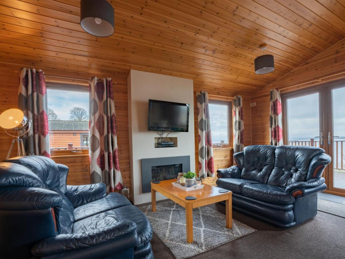 Chalet Loch Leven Lodge 12 By Interhome Kinross Extérieur photo