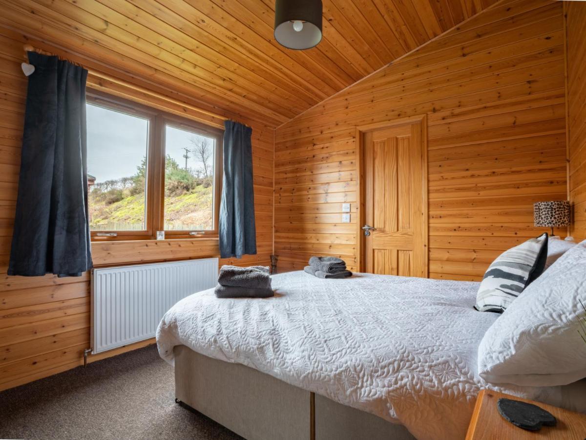 Chalet Loch Leven Lodge 12 By Interhome Kinross Extérieur photo